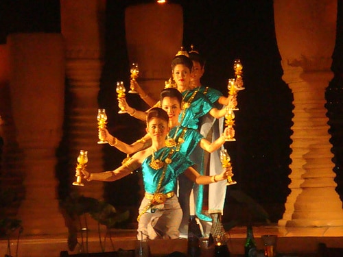 thai dancing photo