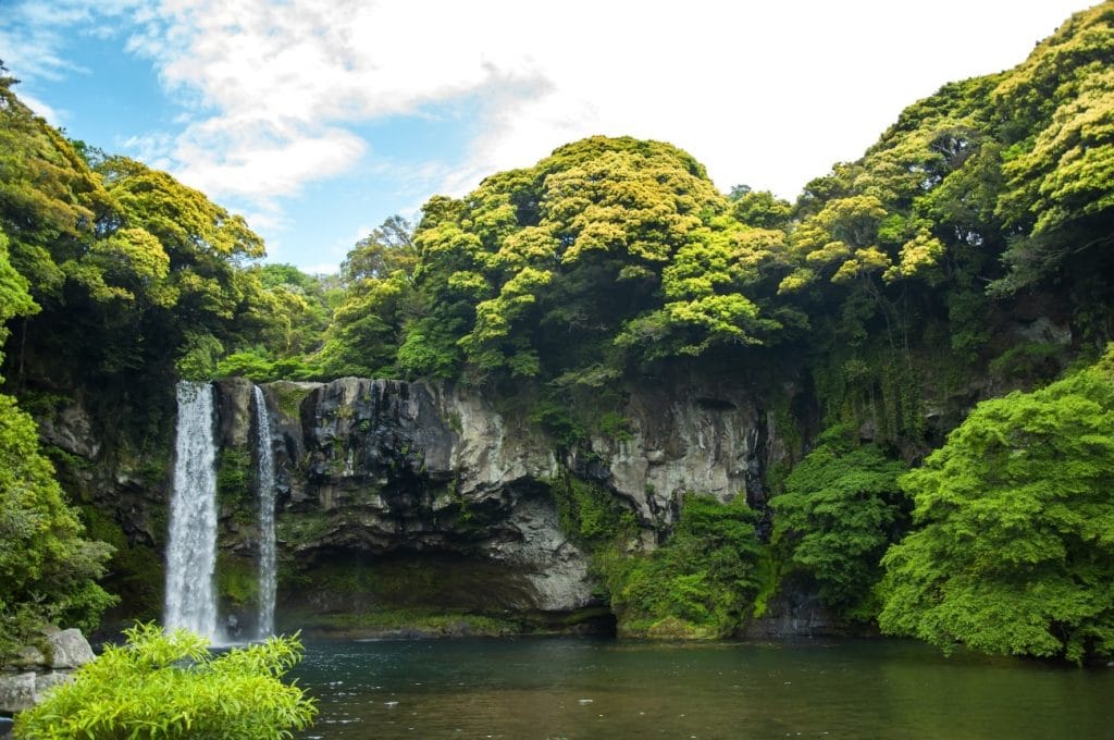 jeju-waterfalls